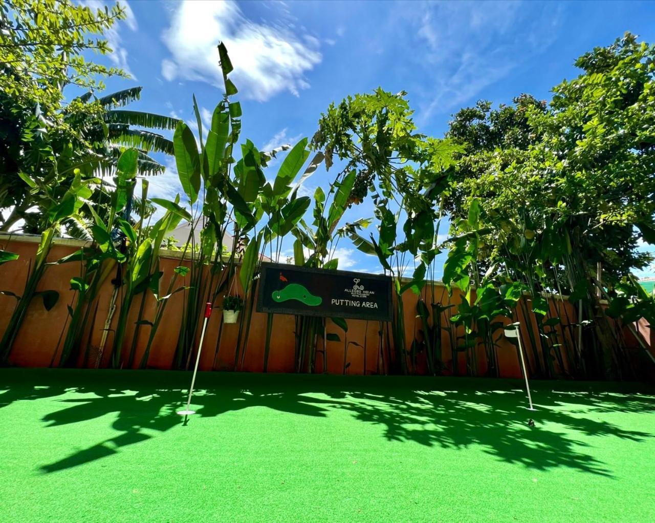 Allegro Hoi An . A Little Luxury Hotel & Spa Eksteriør bilde Golf putting green